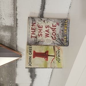 2 Best selling paperback novels,  Lisa Jewell, John Green.